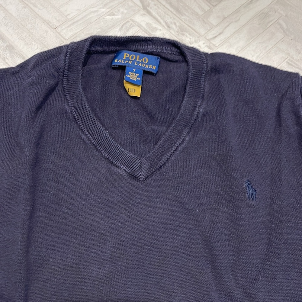 Ralph Lauren Boys Navy Blue V Neck sweater, size 7 - Picture 2 of 6